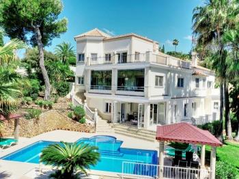 1111 Luxury Family Villa - Apartamento en Marbella