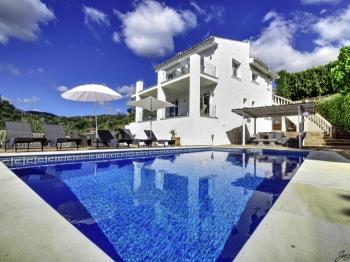 7001 Exquisite high standard Villa, Heated Pool - Apartamento en Marbella