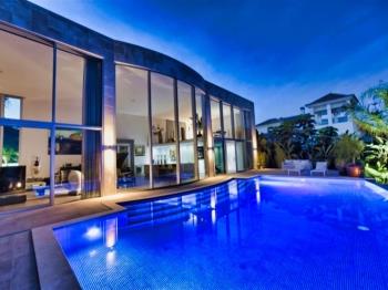 5515 Modern Villa, pool, Sauna - Apartamento en Marbella