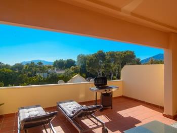 4514 fantastic penthouse in Puerto Banus - Apartamento en Marbella
